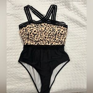 SHEIN Black and Leopard One Piece Swimsuit